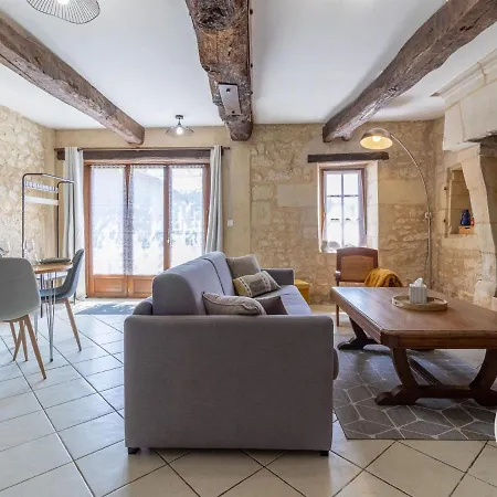 En Tuffeau Pres De Saumur Avec Terrasse, Poele A Bois Et Grandes Commodites Landhaus